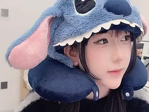 Snapshot of lnua-lnua chatting on January 15, 2026, 2:37 am lnua-lnua online show from January 15, 2026, 2:37 am