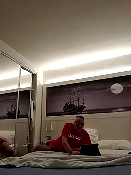 iva009 online show from May 13, 2026, 1:34 am