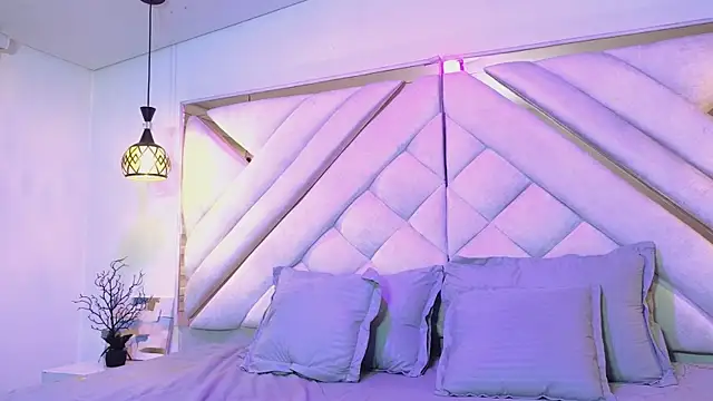 soleyevansvg online show from January 6, 2026, 11:47 am