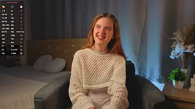 Snapshot of RennaHettes chatting on February 4, 2026, 1:11 am RennaHettes online show from February 4, 2026, 1:11 am