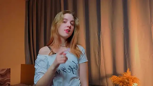 RennaHettes online show from March 15, 2026, 1:12 am