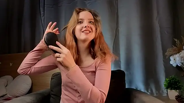 Snapshot of RennaHettes chatting on February 11, 2026, 1:05 am RennaHettes online show from February 11, 2026, 1:05 am