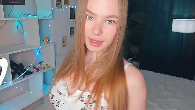 Icehoneybyte online show from April 15, 2026, 7:03 am