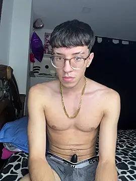 ArthurDavies  online show from March 13, 2026, 7:24 am