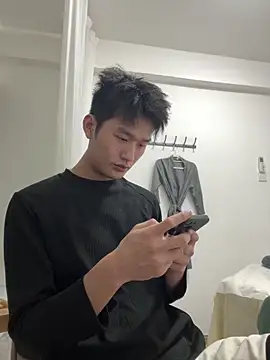 nanda108520 online show from February 6, 2026, 3:08 pm