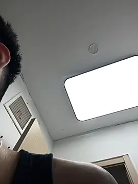 nanda108520 online show from February 12, 2026, 5:56 pm