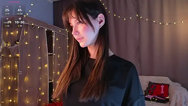 Snapshot of KiraYukimura chatting on February 11, 2026, 1:49 am KiraYukimura online show from February 11, 2026, 1:49 am