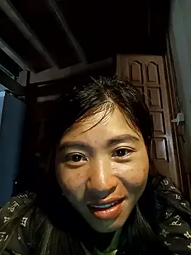 Hiniyk2 online show from January 13, 2026, 4:49 am