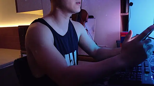 OnlyHand9x online show from July 15, 2026, 4:25 pm