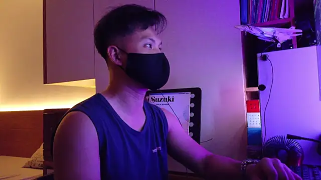 OnlyHand9x online show from June 10, 2026, 4:08 pm