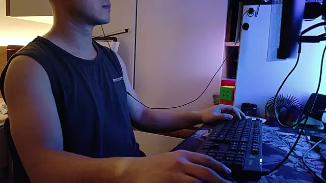 OnlyHand9x online show from July 11, 2026, 5:02 pm