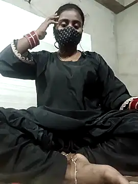 Hotty Nishaa online show from March 23, 2026, 2:39 pm