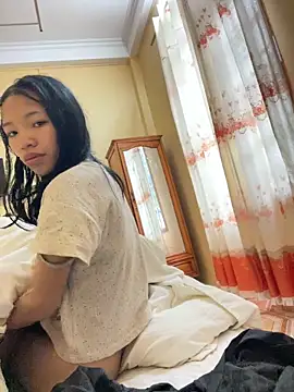 nanaa71 online show from February 27, 2026, 12:44 am