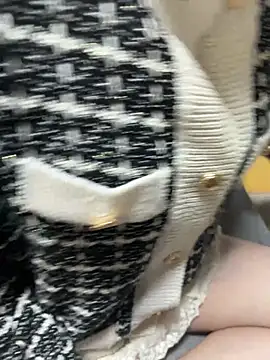 maonyan6 online show from April 14, 2026, 1:43 am