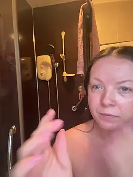 Nova-Vixen online show from February 22, 2026, 4:08 pm