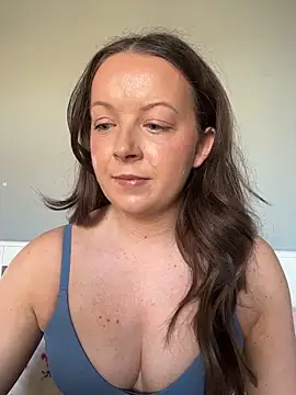 Nova-Vixen online show from February 27, 2026, 9:09 am