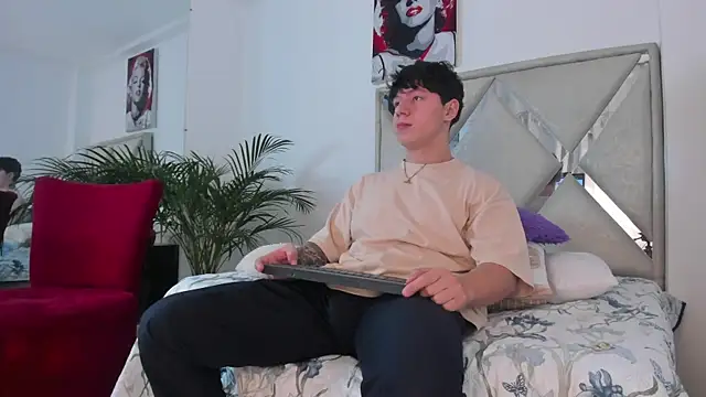 Liam saint online show from March 5, 2026, 1:30 pm