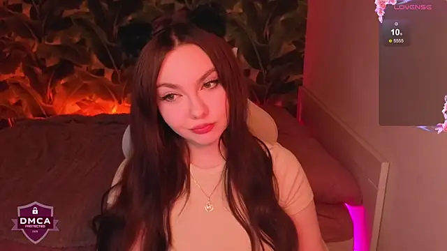 Snapshot of KaterinaWave chatting on January 14, 2026, 2:31 pm KaterinaWave online show from January 14, 2026, 2:31 pm