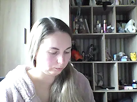 Snapshot of VikiLove765 chatting on January 6, 2026, 11:25 am VikiLove765 online show from January 6, 2026, 11:25 am