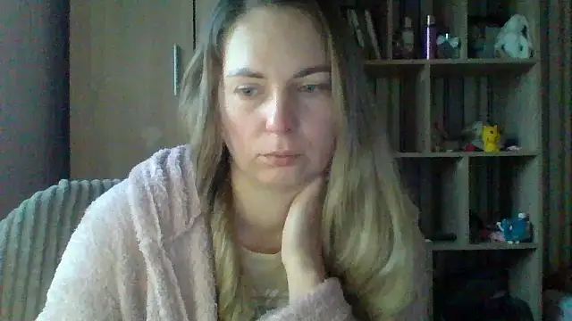 VikiLove765 online show from February 28, 2026, 4:34 am