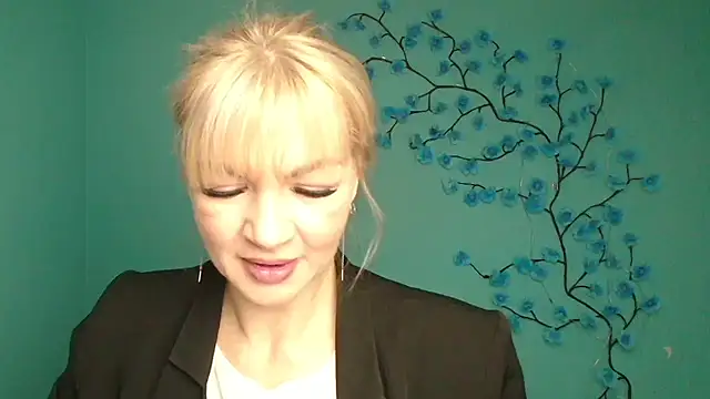 Madonna Fire online show from March 7, 2026, 1:05 pm