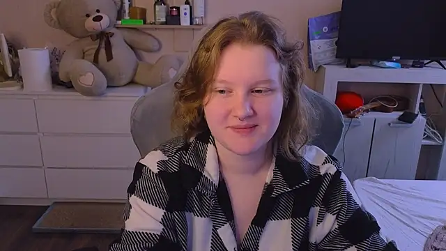 Ol1via online show from April 7, 2026, 2:57 am