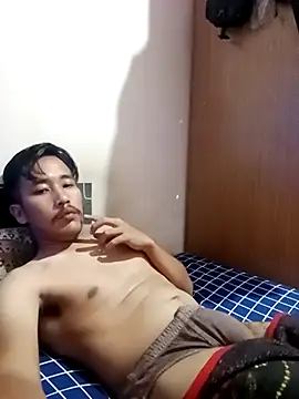 Snapshot of Reynalx chatting on January 15, 2026, 12:08 pm Reynalx online show from January 15, 2026, 12:08 pm