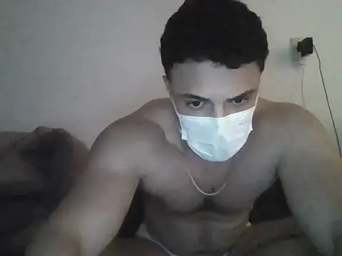 ZAKINNN online show from June 30, 2026, 2:55 am