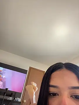 Snapshot of AnahiSkye chatting on February 5, 2026, 6:48 pm AnahiSkye online show from February 5, 2026, 6:48 pm