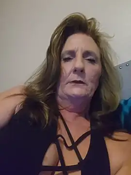 HotAzMilf online show from February 14, 2026, 9:31 am