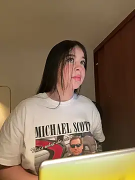 evelynrosess1 online show from March 28, 2026, 2:56 am