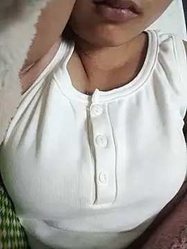 Snapshot of na8008 chatting on January 14, 2026, 1:48 pm na8008 online show from January 14, 2026, 1:48 pm