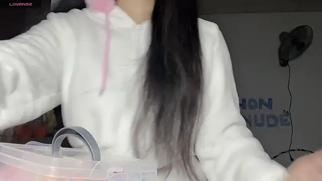 Snapshot of Tieu-May chatting on July 19, 2026, 10:17 pm Tieu-May online show from July 19, 2026, 10:17 pm