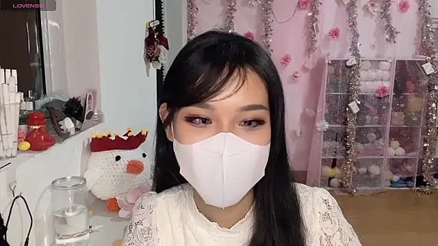 Tieu-May online show from March 8, 2026, 6:06 am