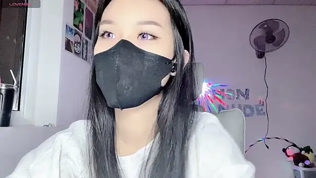 Snapshot of Tieu-May chatting on July 30, 2026, 8:13 am Tieu-May online show from July 30, 2026, 8:13 am