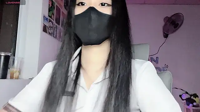 Snapshot of Tieu-May chatting on July 28, 2026, 11:17 am Tieu-May online show from July 28, 2026, 11:17 am