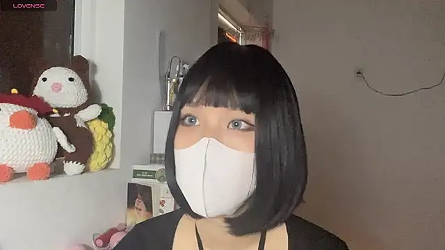 Tieu-May online show from April 11, 2026, 7:45 am