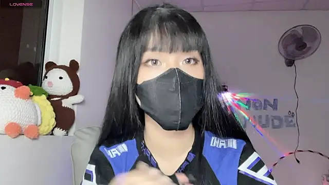 Snapshot of Tieu-May chatting on July 16, 2026, 9:45 pm Tieu-May online show from July 16, 2026, 9:45 pm