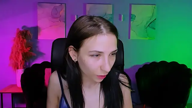 sweetie chloe  online show from March 27, 2026, 9:54 am