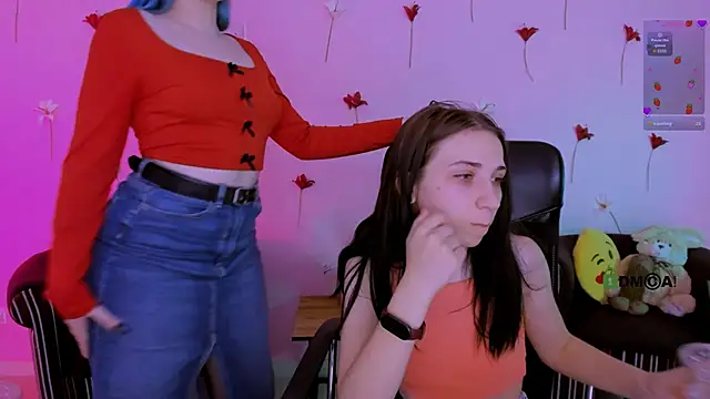 sweetie chloe  online show from April 2, 2026, 2:57 pm