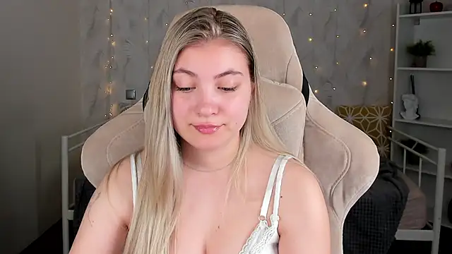 Angel  Grace online show from April 11, 2026, 7:45 am