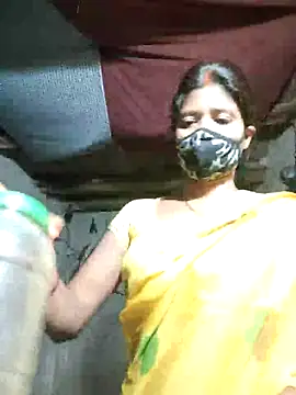 Snapshot of Horny-Rashi chatting on February 25, 2026, 11:37 pm Horny-Rashi online show from February 25, 2026, 11:37 pm