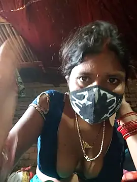 Snapshot of Horny-Rashi chatting on February 17, 2026, 8:44 am Horny-Rashi online show from February 17, 2026, 8:44 am