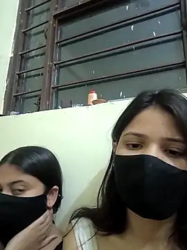 Snapshot of Sakshi-Aditi chatting on February 7, 2026, 7:33 pm Sakshi-Aditi online show from February 7, 2026, 7:33 pm