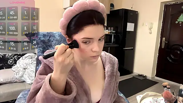 Snapshot of RiaDendy chatting on February 8, 2026, 7:50 am RiaDendy online show from February 8, 2026, 7:50 am