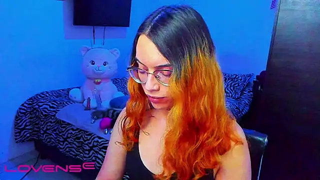 lillykittyyy online show from March 25, 2026, 3:17 am