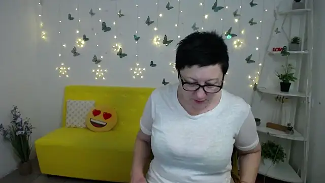 EmilyL0ve online show from March 7, 2026, 6:24 pm