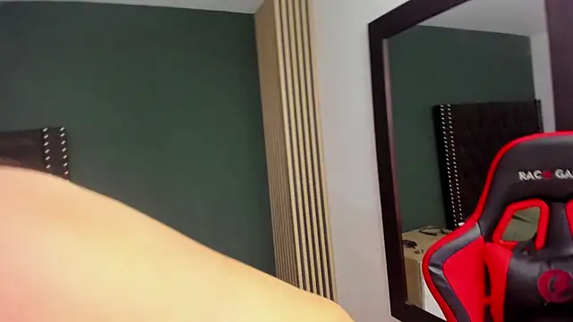 lilith davis online show from April 16, 2026, 12:28 pm