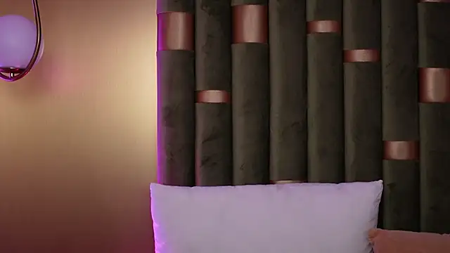 Snapshot of AmeliaAngel chatting on October 11, 2025, 6:58 am AmeliaAngel online show from October 11, 2025, 6:58 am