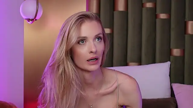 AmeliaAngel online show from December 16, 2025, 5:28 pm